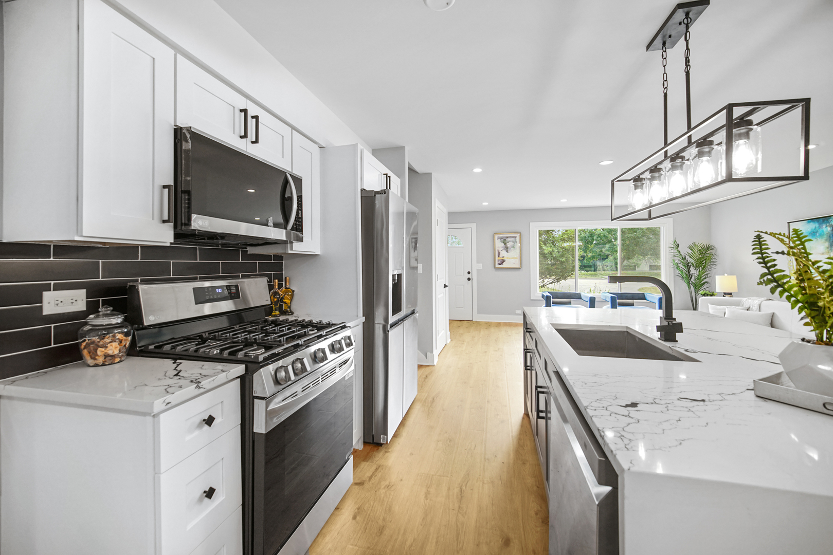 500 Huehl Road Northbrook, IL 60062 - Photo 8 of 23 Gallery Image 8