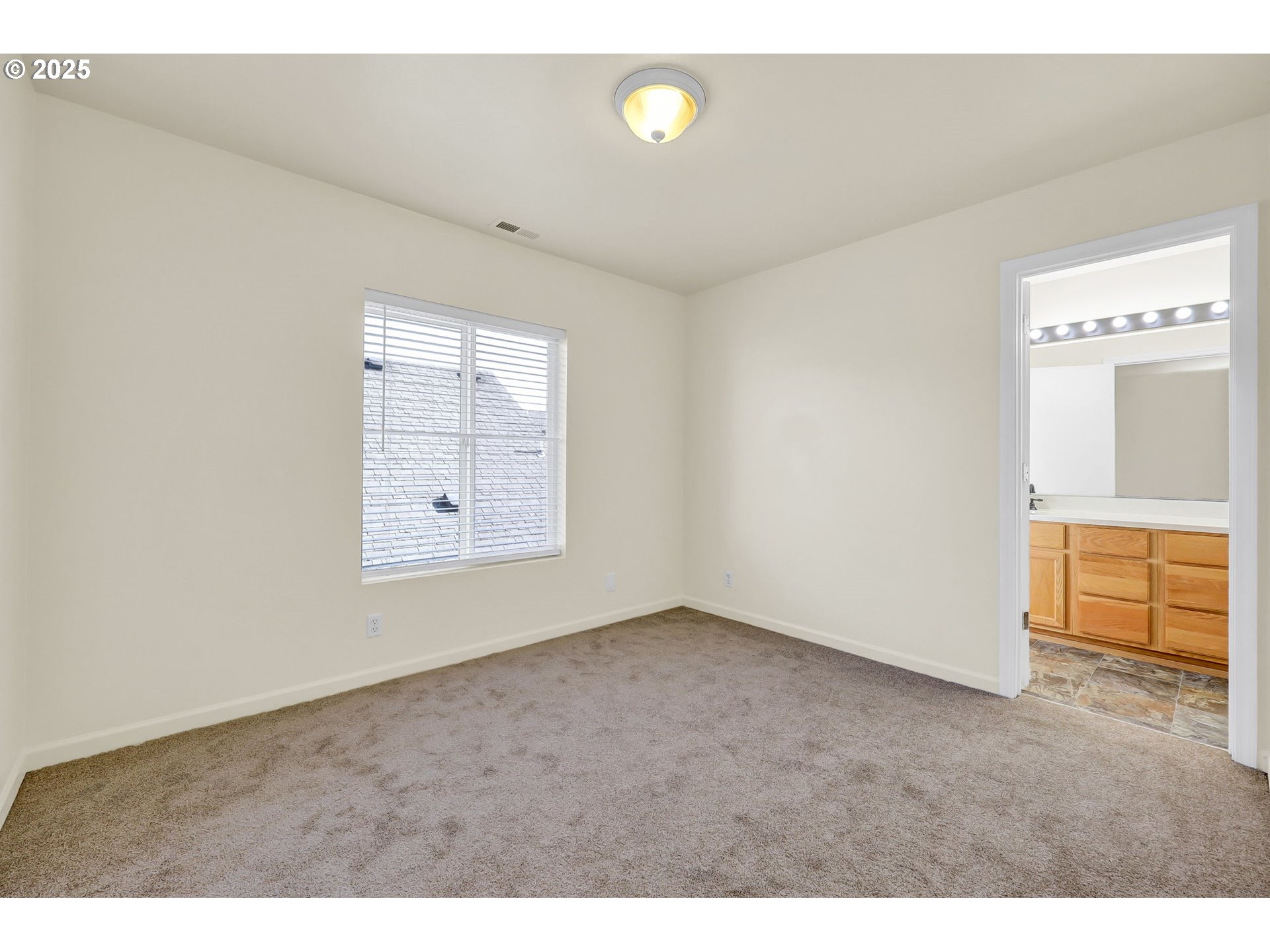 1671 Riley Lane Eugene, OR 97402 - Photo 34 of 48 Gallery Image 34