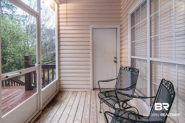 636 Southern Way Daphne, AL 36527 - Photo 30 of 34 Off the kitchen