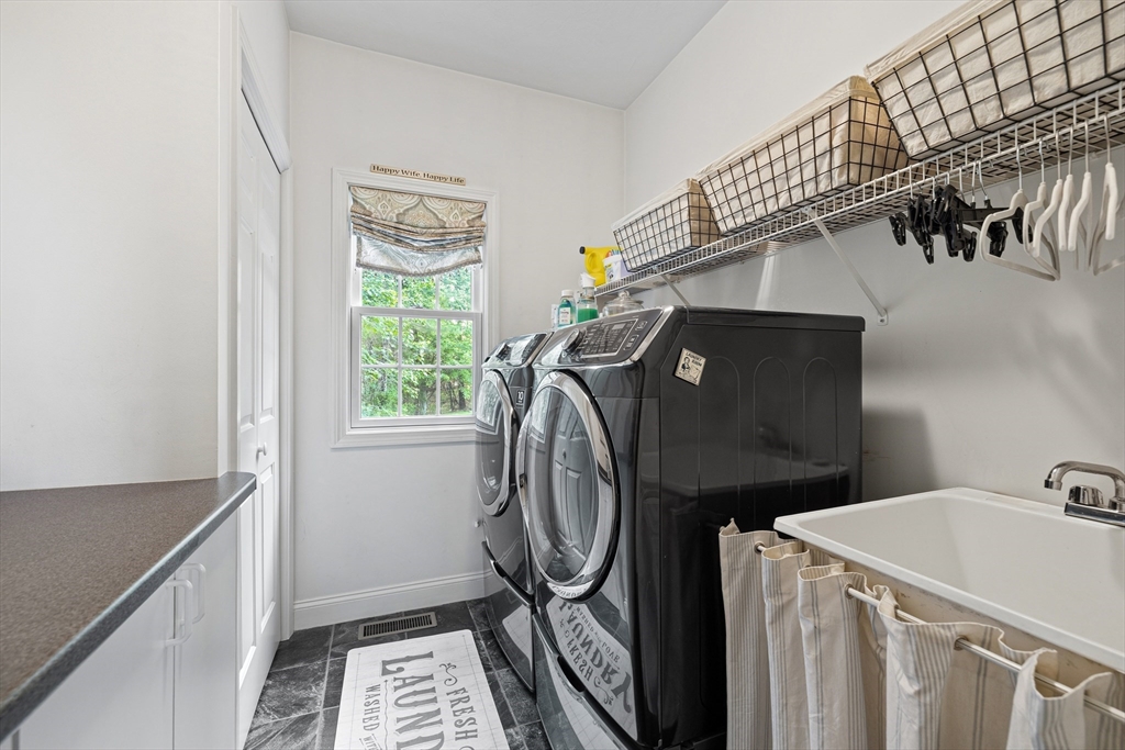 11 Jones Road Middleton, MA 01949 - Photo 14 of 38