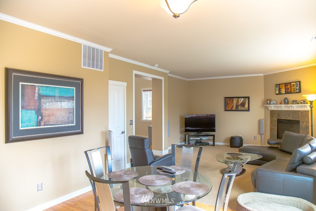 3918 220th Street Southeast Bothell, WA 98021 - Photo 6 of 15