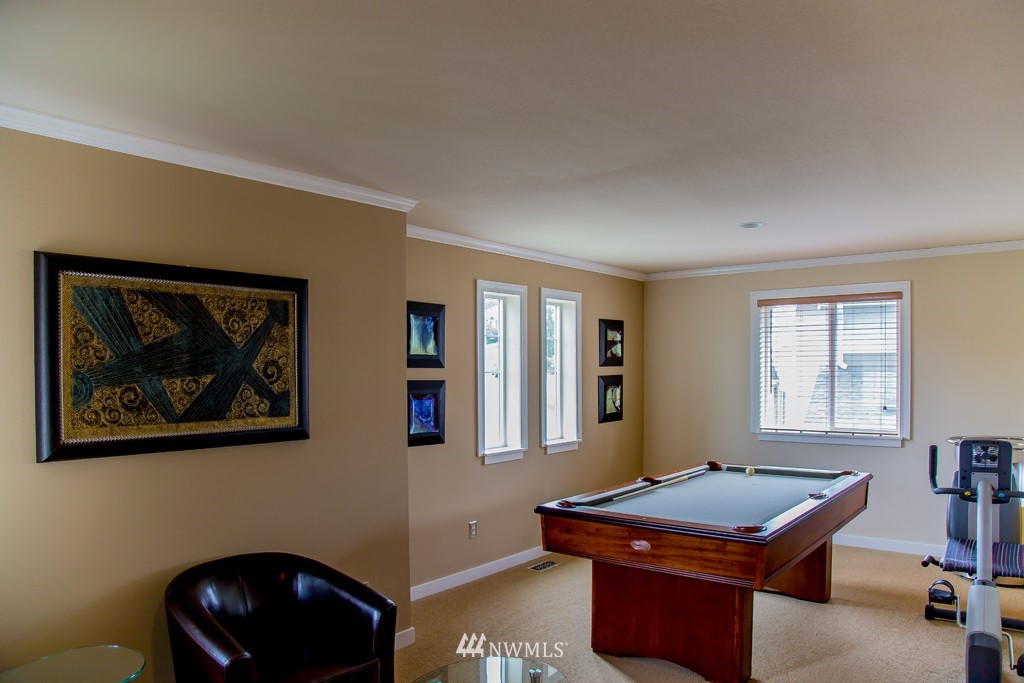 3918 220th Street Southeast Bothell, WA 98021 - Photo 9 of 15