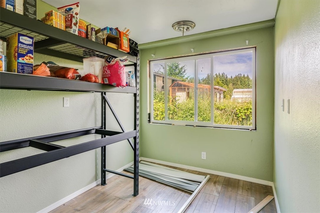 106 Walhaupt Road Onalaska, WA 98570 - Photo 13 of 35 Gallery Image 13