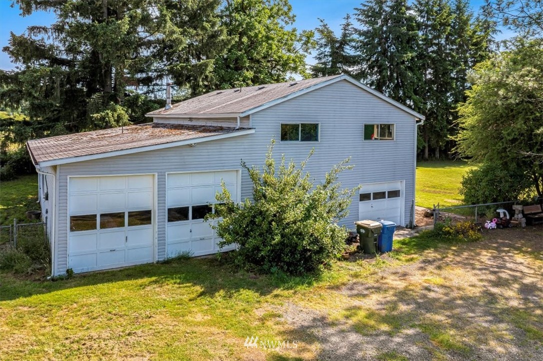 106 Walhaupt Road Onalaska, WA 98570 - Photo 5 of 35 Gallery Image 5