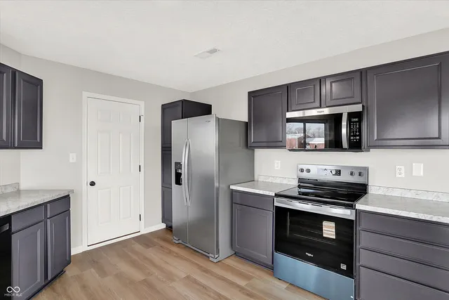 $349,900 | 45 Markleville Lane, Westfield, IN 46074