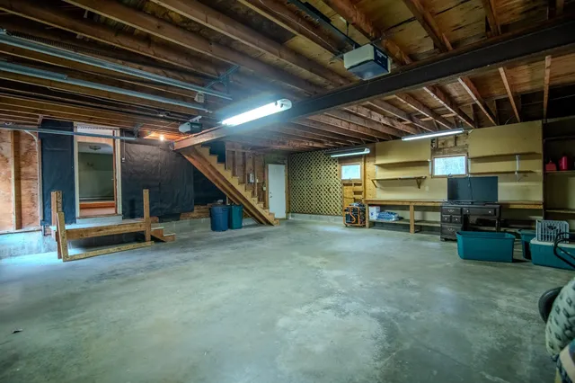 $549,900 | 17 Drinkwater Road, Hampton Falls, NH 03844