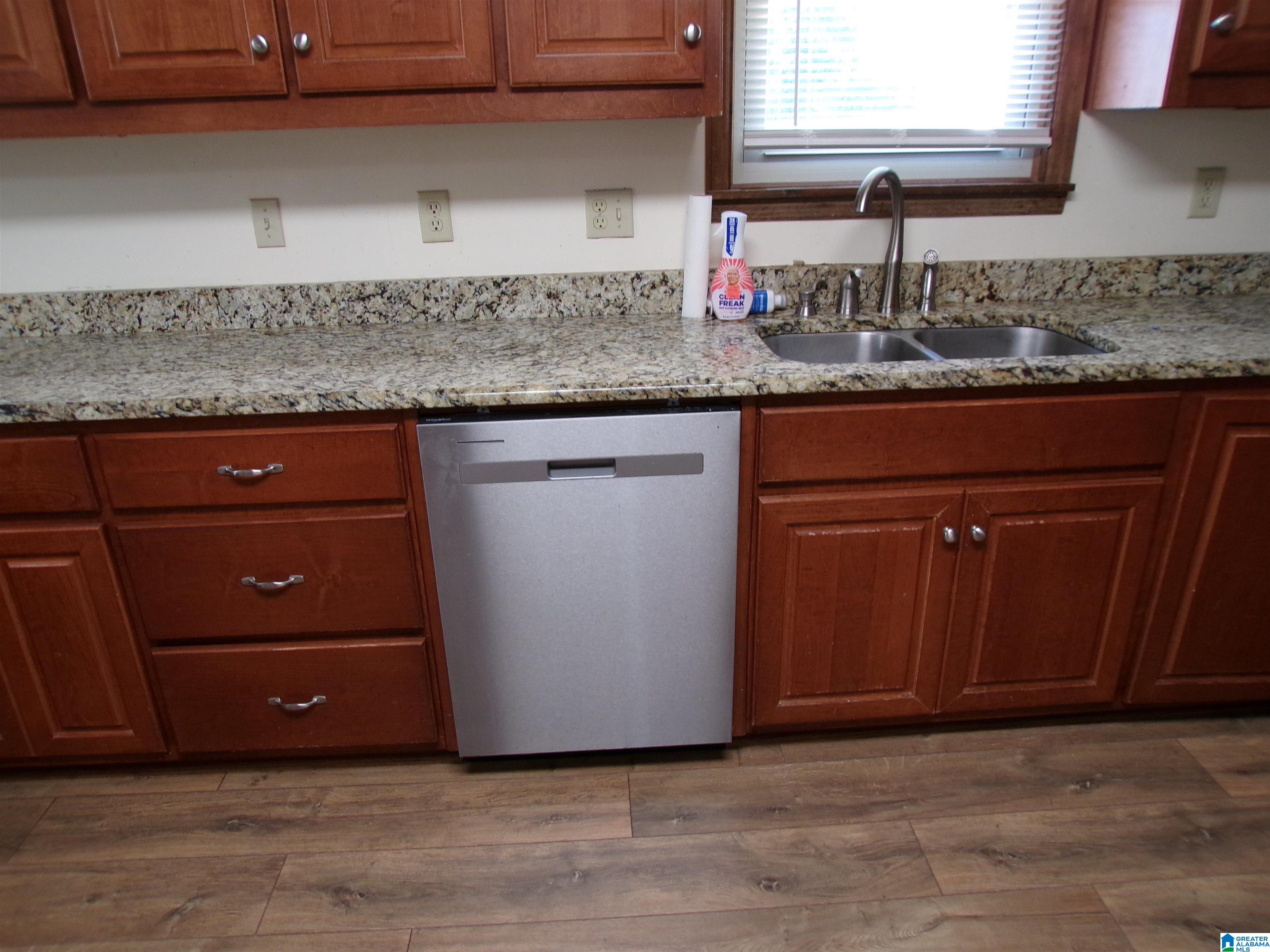 1707 Roundhill Road Weaver, AL 36277 - Photo 7 of 78