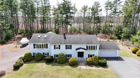 $699,900 | 7 Randall Road, Rochester, MA 02770