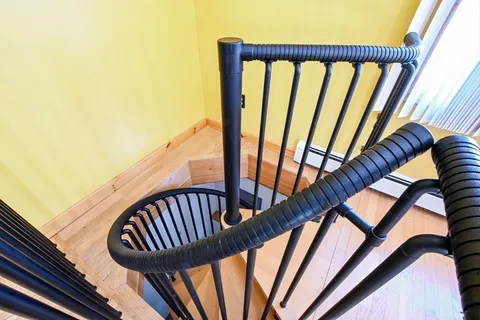 $699,900 | 7 Randall Road, Rochester, MA 02770