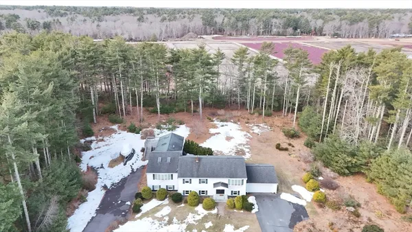 $749,900 | 7 Randall Road, Rochester, MA 02770