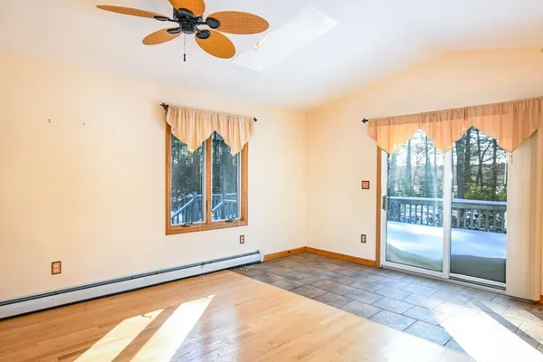 $749,900 | 7 Randall Road, Rochester, MA 02770