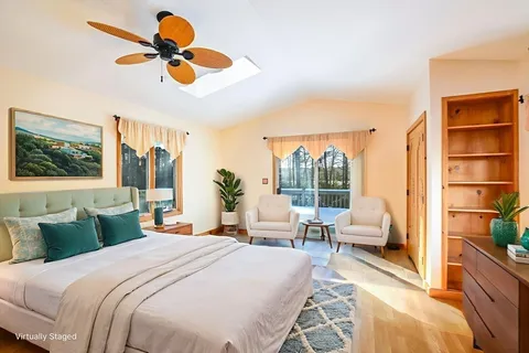 $699,900 | 7 Randall Road, Rochester, MA 02770