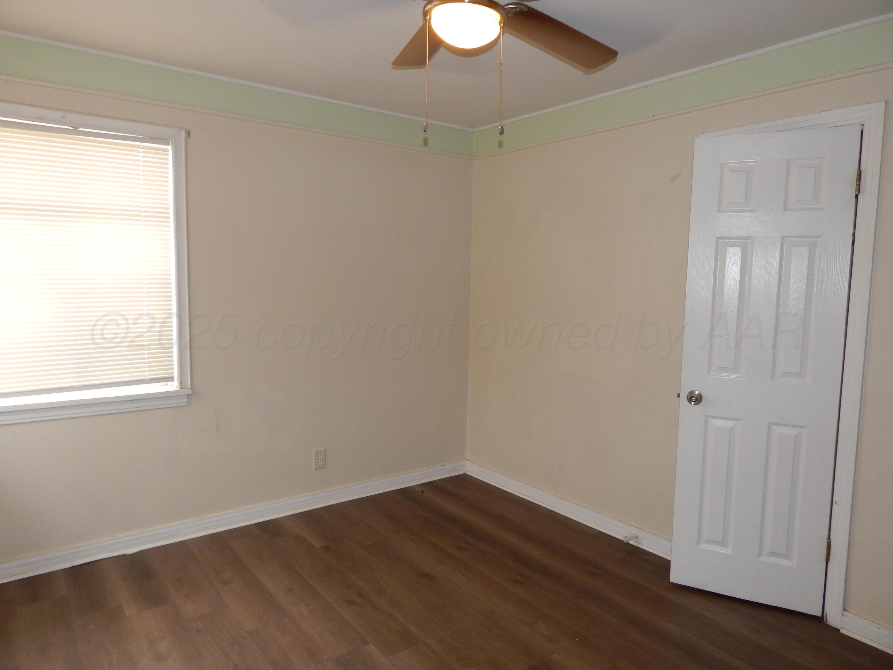 2306-1 Southwest 8th Avenue Amarillo, TX 79106 - Photo 4 of 6 2306-1 Second Bedroom2