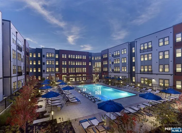 $3,100 | 51 Okner Parkway, Unit 2029, Livingston, NJ 07039