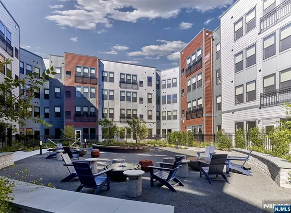 $3,100 | 51 Okner Parkway, Unit 2029, Livingston, NJ 07039