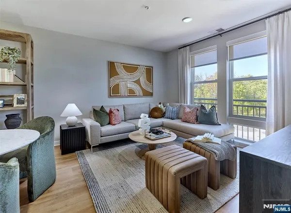 $3,100 | 51 Okner Parkway, Unit 2029, Livingston, NJ 07039