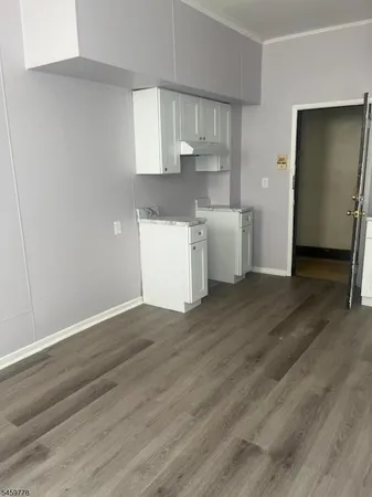 $2,000 | 1055 Main Avenue, Unit 15, Clifton, NJ 07011