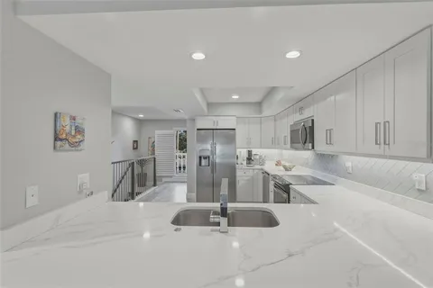 $924,000 | 544 Pinellas Bayway South, Unit TH13, Tierra Verde, FL 33715