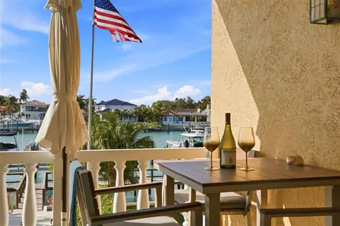 $924,000 | 544 Pinellas Bayway South, Unit TH13, Tierra Verde, FL 33715