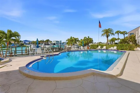 $949,000 | 544 Pinellas Bayway South, Unit TH13, Tierra Verde, FL 33715