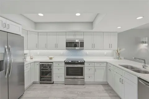 $949,000 | 544 Pinellas Bayway South, Unit TH13, Tierra Verde, FL 33715