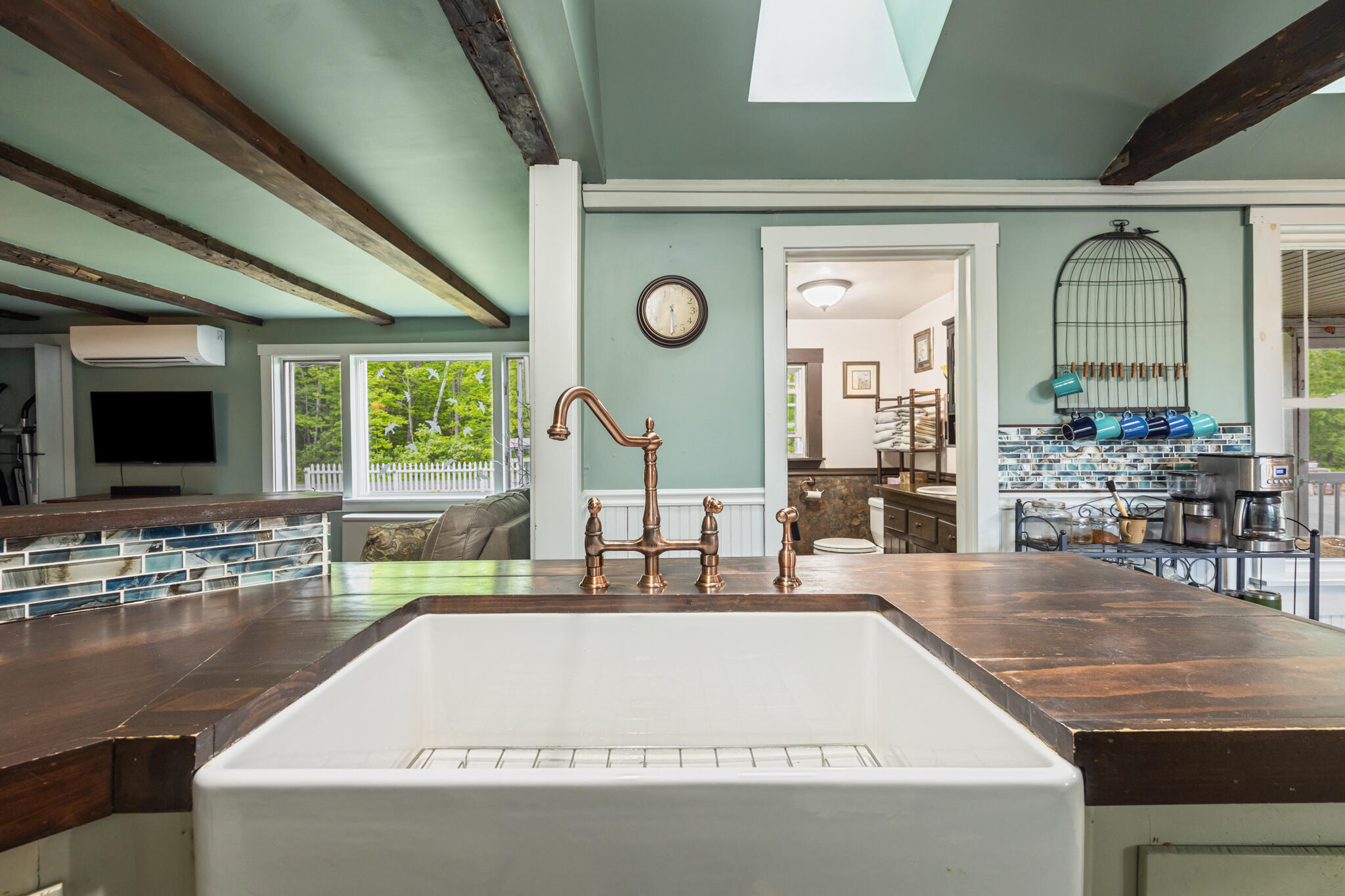 309 N Road Winterport, ME 04496 - Photo 19 of 90 int-ext-48