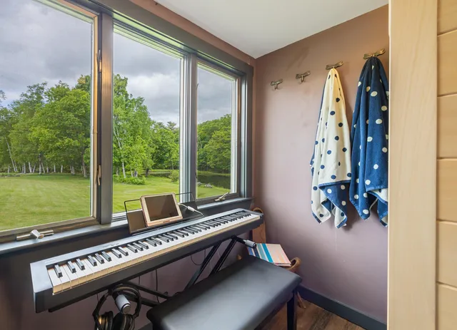 $415,000 | 309 N Road, Winterport, ME 04496