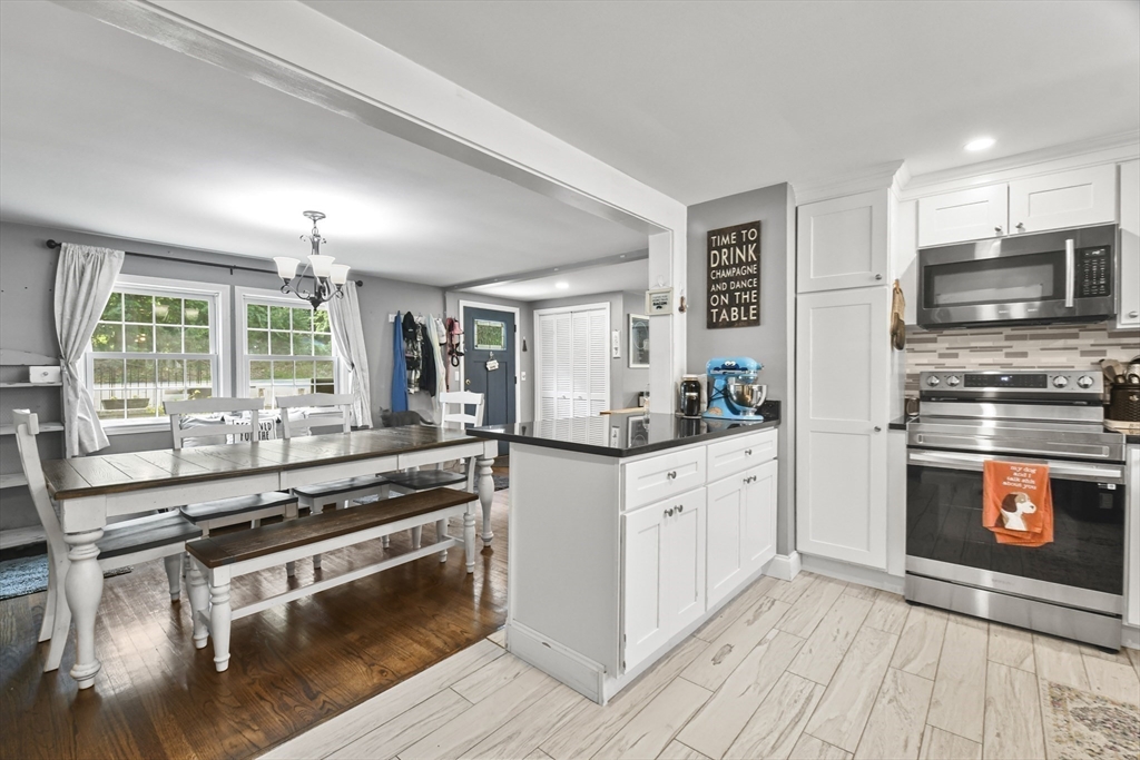 75 Liberty Street Middleton, MA 01949 - Photo 12 of 21 Gallery Image 12