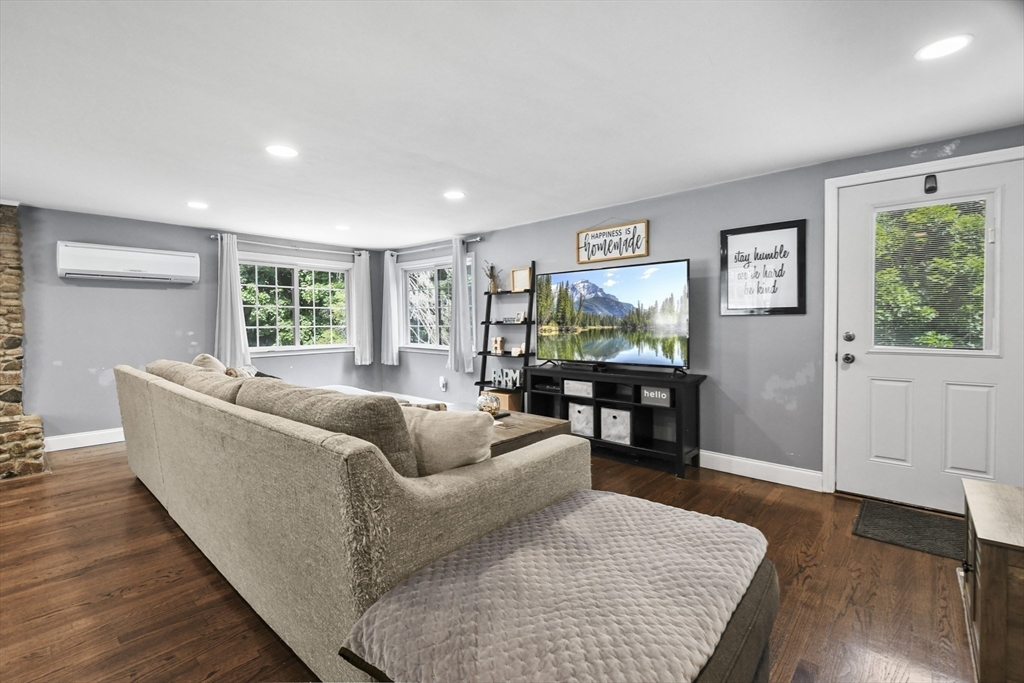 75 Liberty Street Middleton, MA 01949 - Photo 8 of 21 Gallery Image 8
