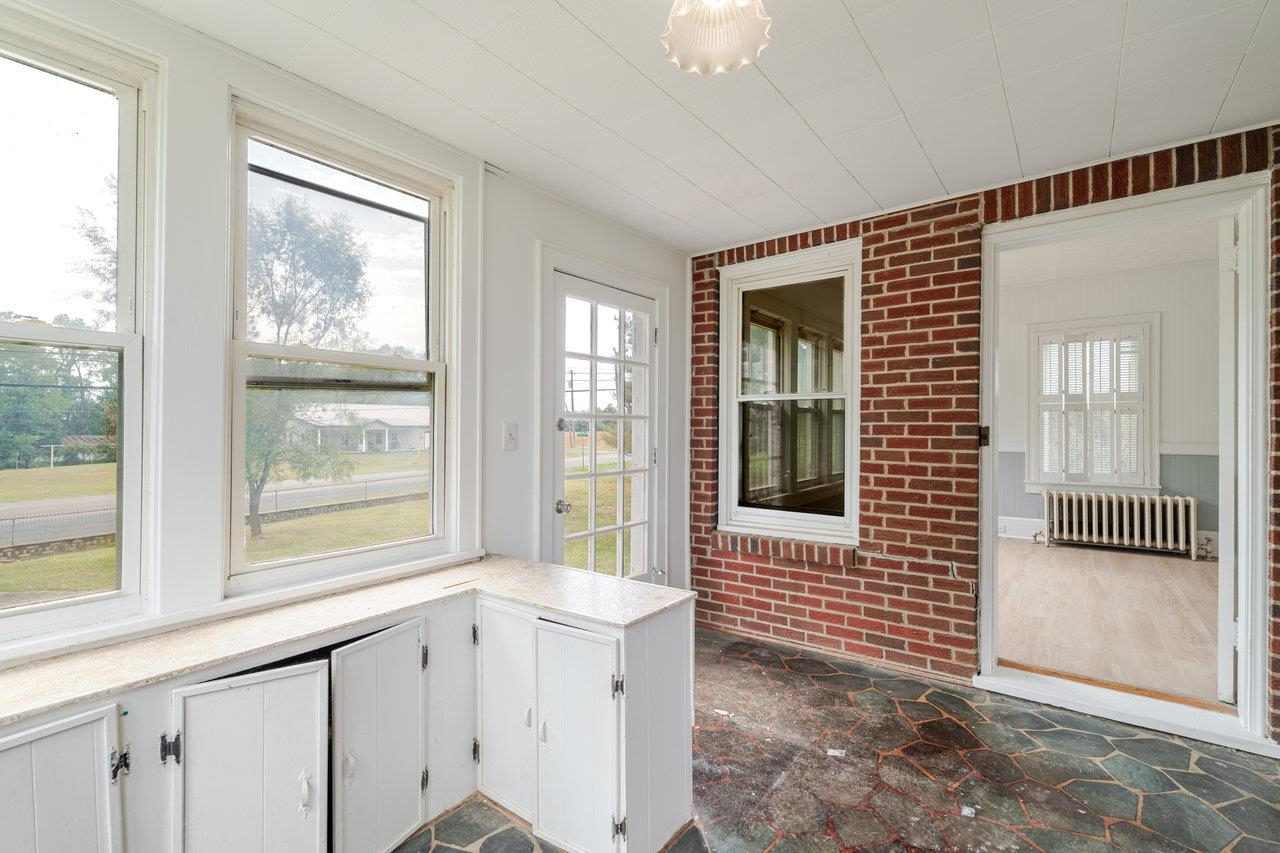 9571 Town Hall Road McGaheysville, VA 22840 - Photo 6 of 66