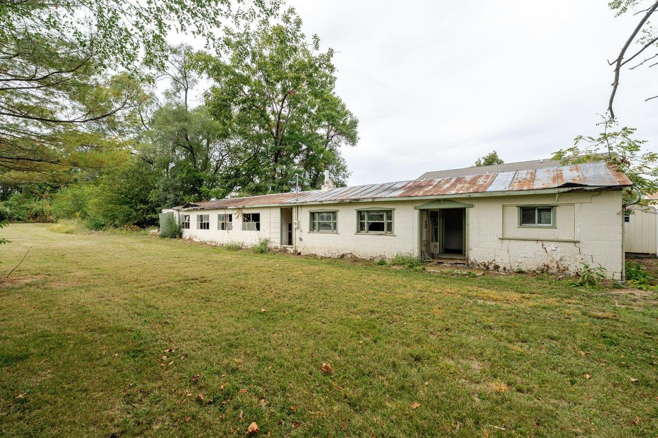 9571 Town Hall Road McGaheysville, VA 22840 - Photo 62 of 66 a view of a yard in front of house