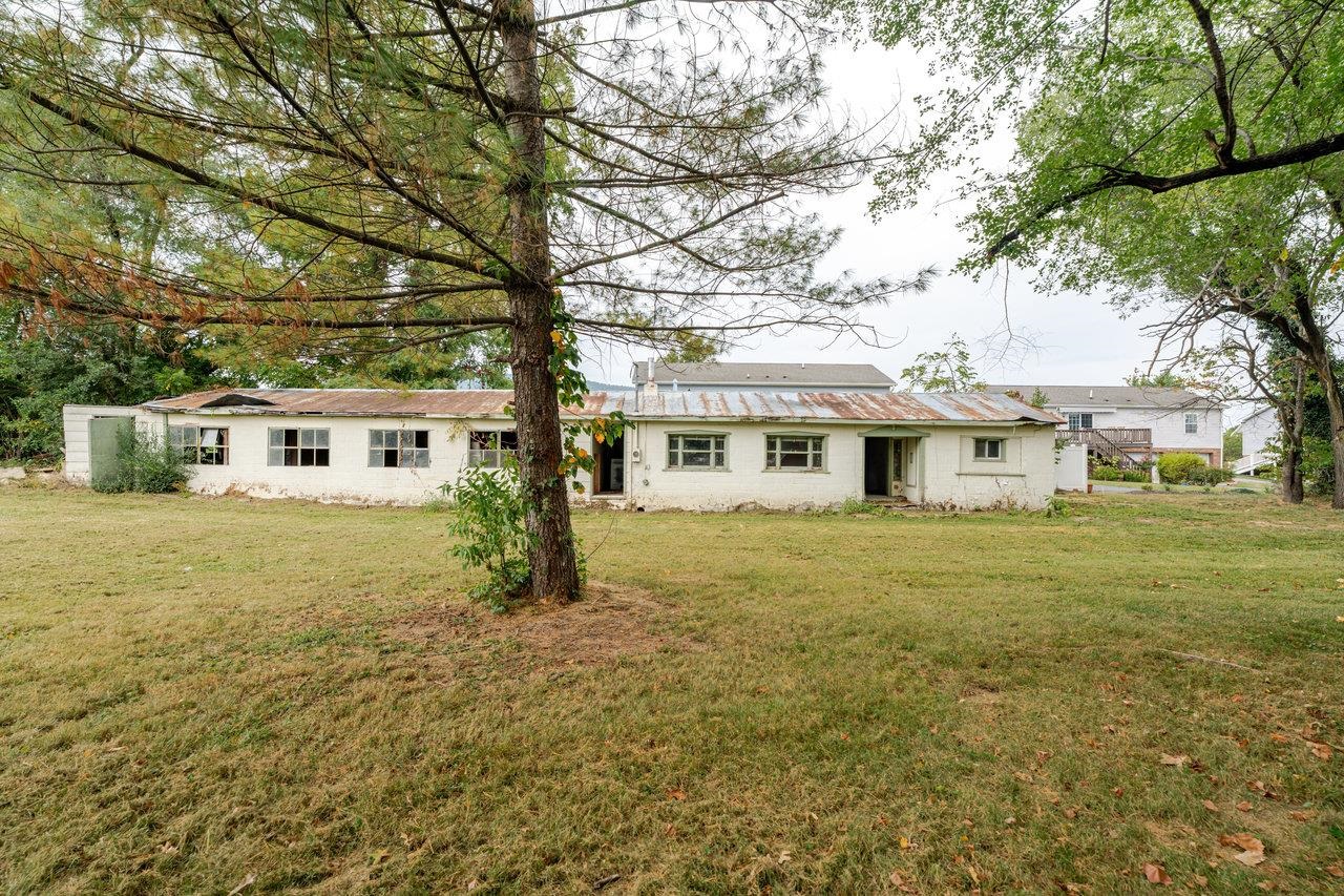 9571 Town Hall Road McGaheysville, VA 22840 - Photo 66 of 66 a front view of a house with a garden