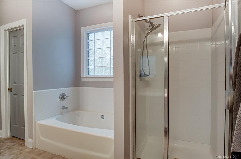 1064 Hunters Run Drive Tega Cay, SC 29708 - Photo 23 of 40 Gallery Image 23