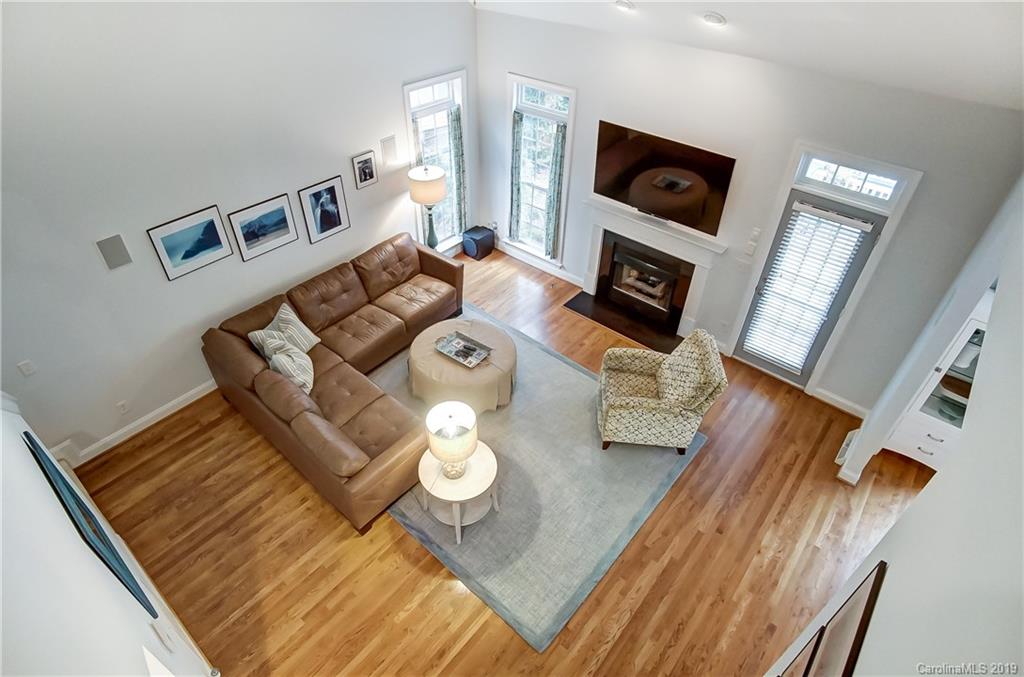 1064 Hunters Run Drive Tega Cay, SC 29708 - Photo 10 of 40 Gallery Image 10