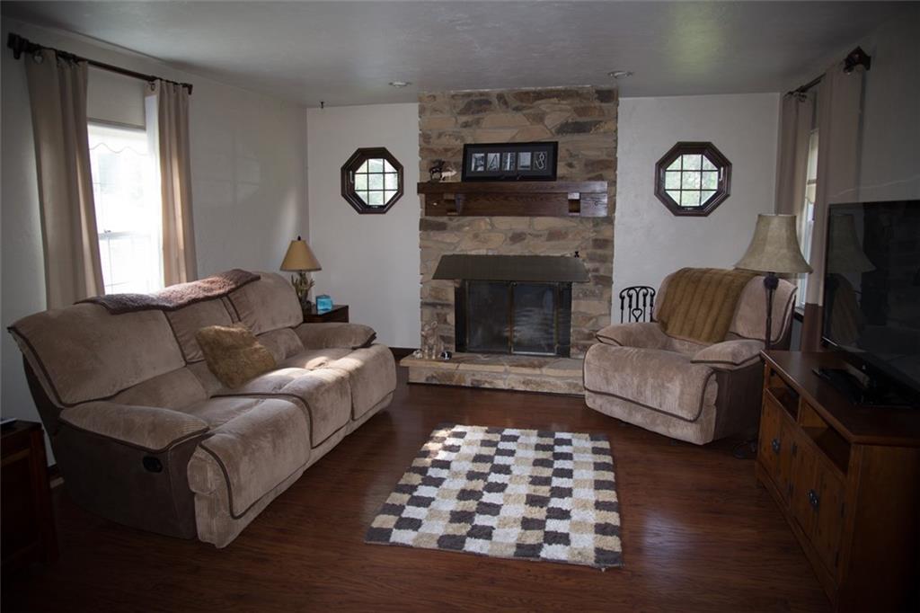 6004 Library Road Bethel Park, PA 15102 - Photo 2 of 16 Gallery Image 2