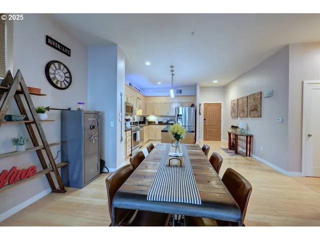 $369,900 | 3930 Abbey Lane, Unit A210, Astoria, OR 97103