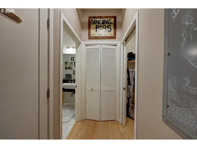 $369,900 | 3930 Abbey Lane, Unit A210, Astoria, OR 97103