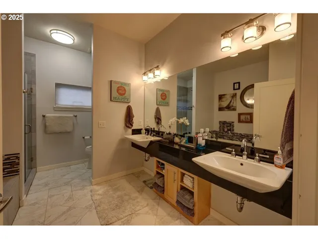 $369,900 | 3930 Abbey Lane, Unit A210, Astoria, OR 97103