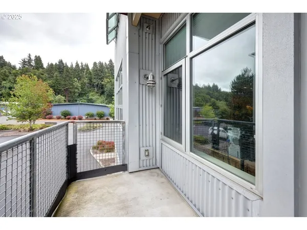 $369,900 | 3930 Abbey Lane, Unit A210, Astoria, OR 97103