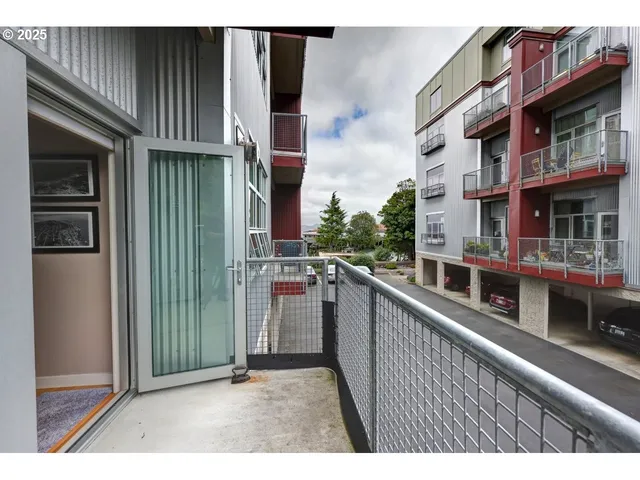 $369,900 | 3930 Abbey Lane, Unit A210, Astoria, OR 97103