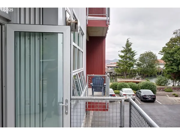 $369,900 | 3930 Abbey Lane, Unit A210, Astoria, OR 97103