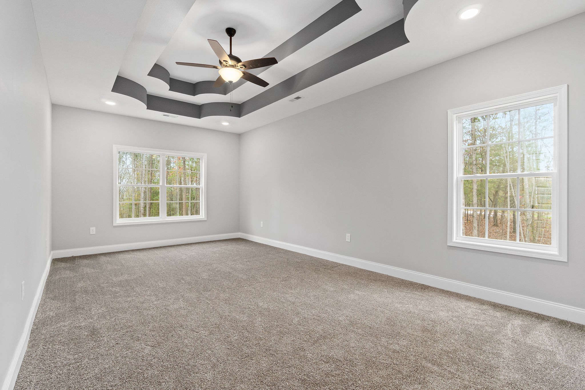 2790 Russell Road Palmyra, TN 37142 - Photo 14 of 31 an empty room with windows and ceiling fan