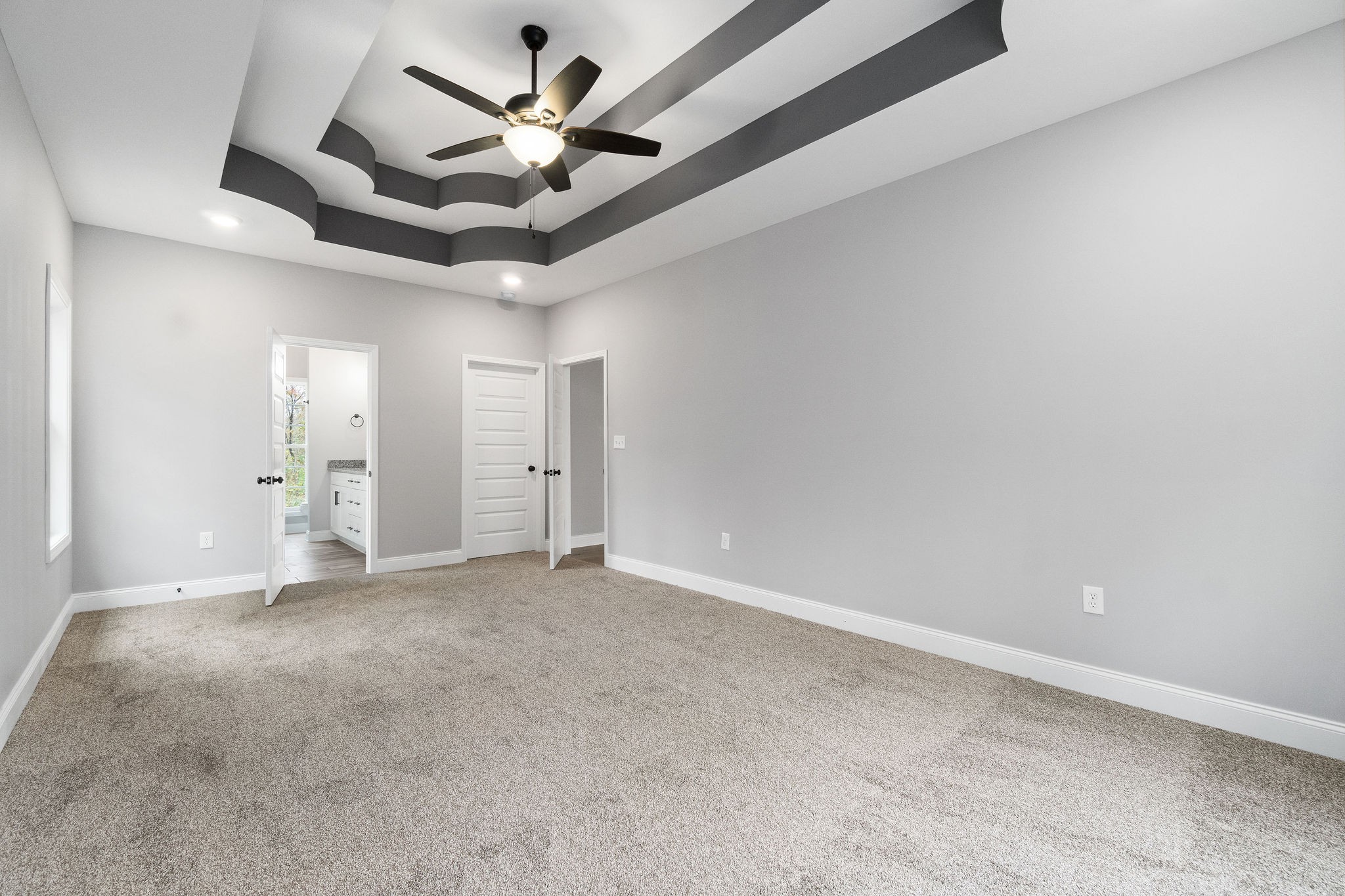 2790 Russell Road Palmyra, TN 37142 - Photo 15 of 31 a view of an empty room