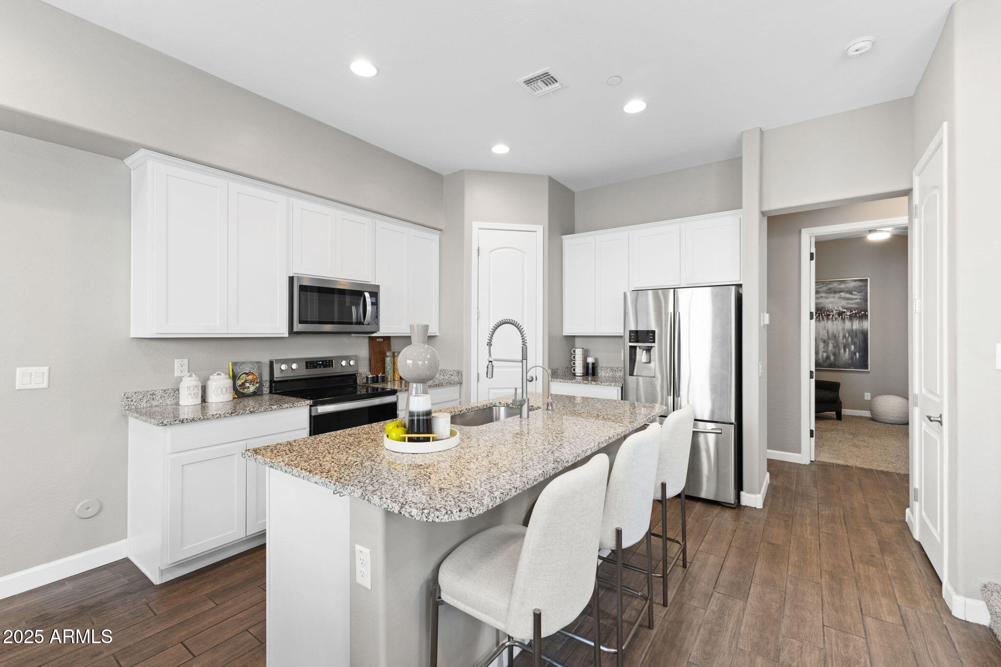 4344 East Granada Road Phoenix, AZ 85008 - Photo 9 of 37 Kitchen