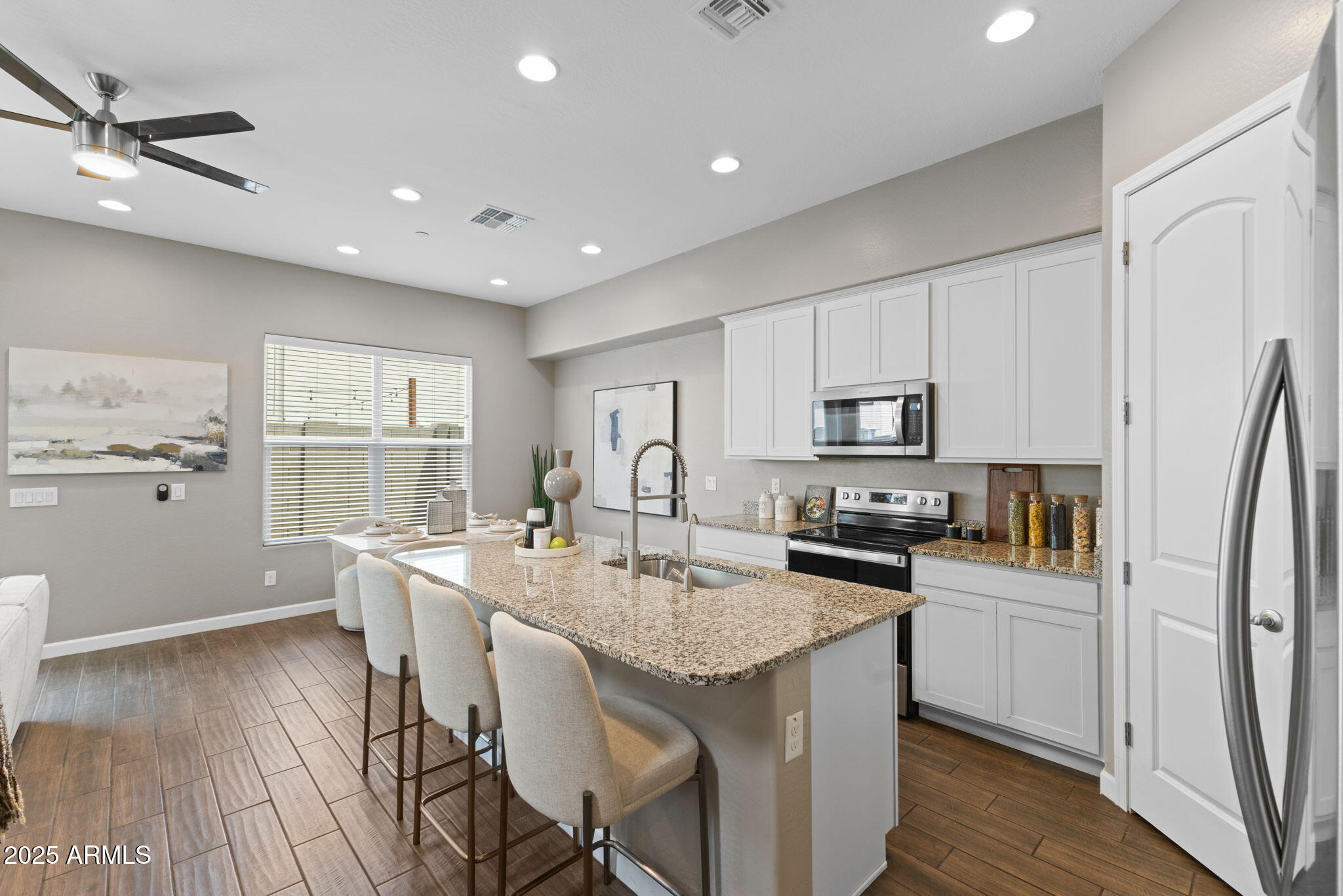 4344 East Granada Road Phoenix, AZ 85008 - Photo 8 of 37 Kitchen