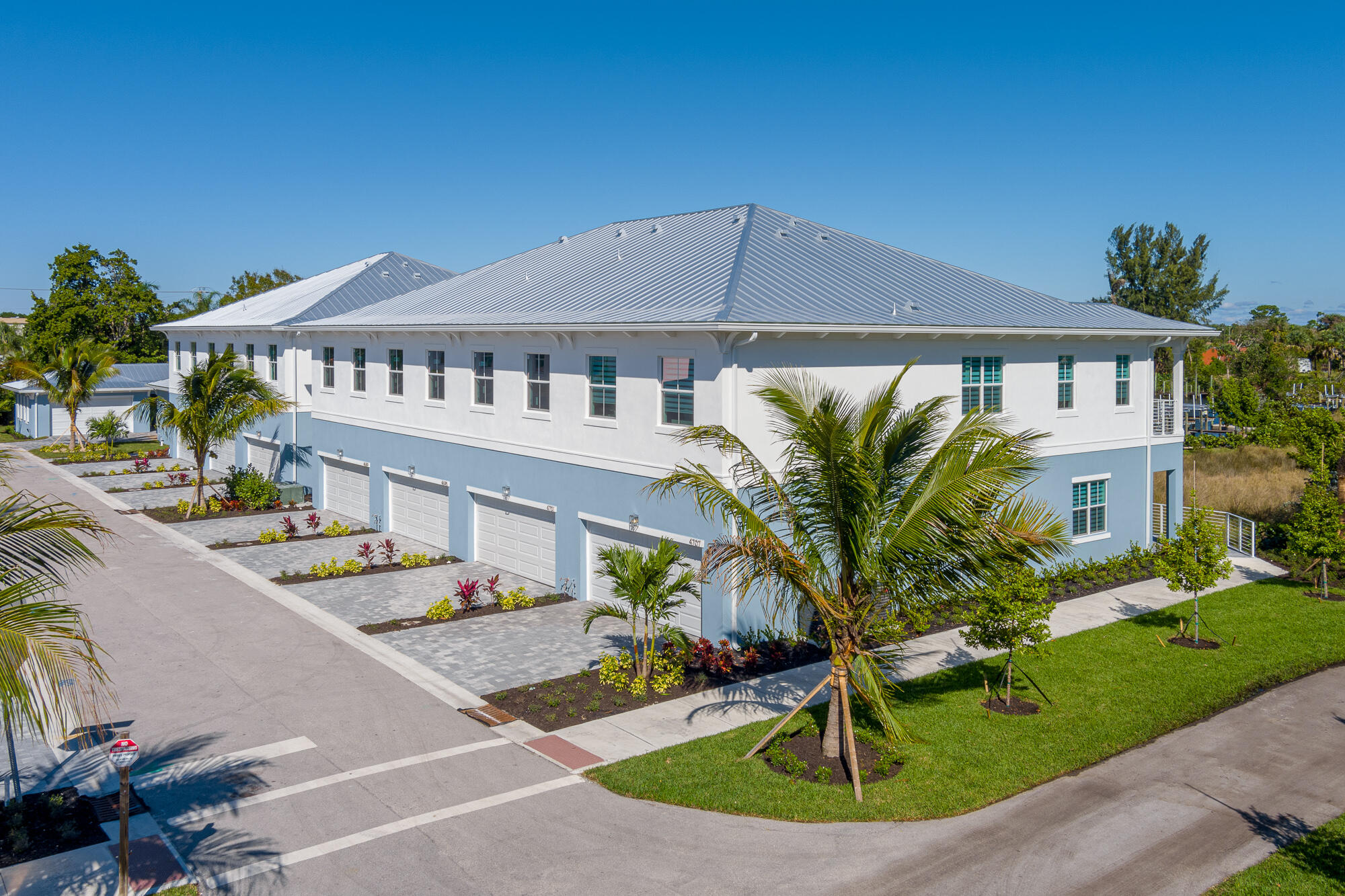 4680 Southeast Manatee Terrace Stuart, FL 34997 - Photo 32 of 34 Manatee Isles 230114-11