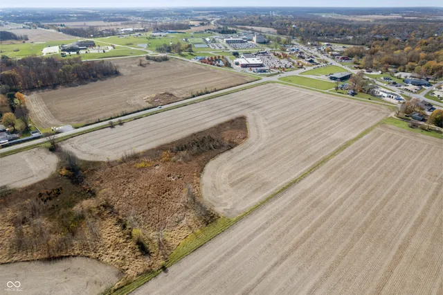 $1,200,000 | 6972 South 300 West, Pendleton, IN 46064