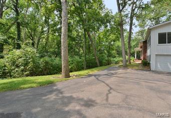 12541 Robyn Road St. Louis, MO 63127 - Photo 27 of 27 Gallery Image 27