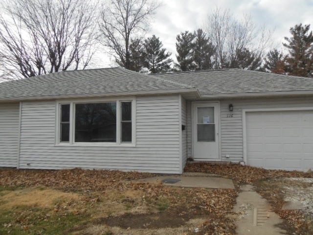 516 South Washington Street Carthage, IL 62321 - Photo 1 of 7