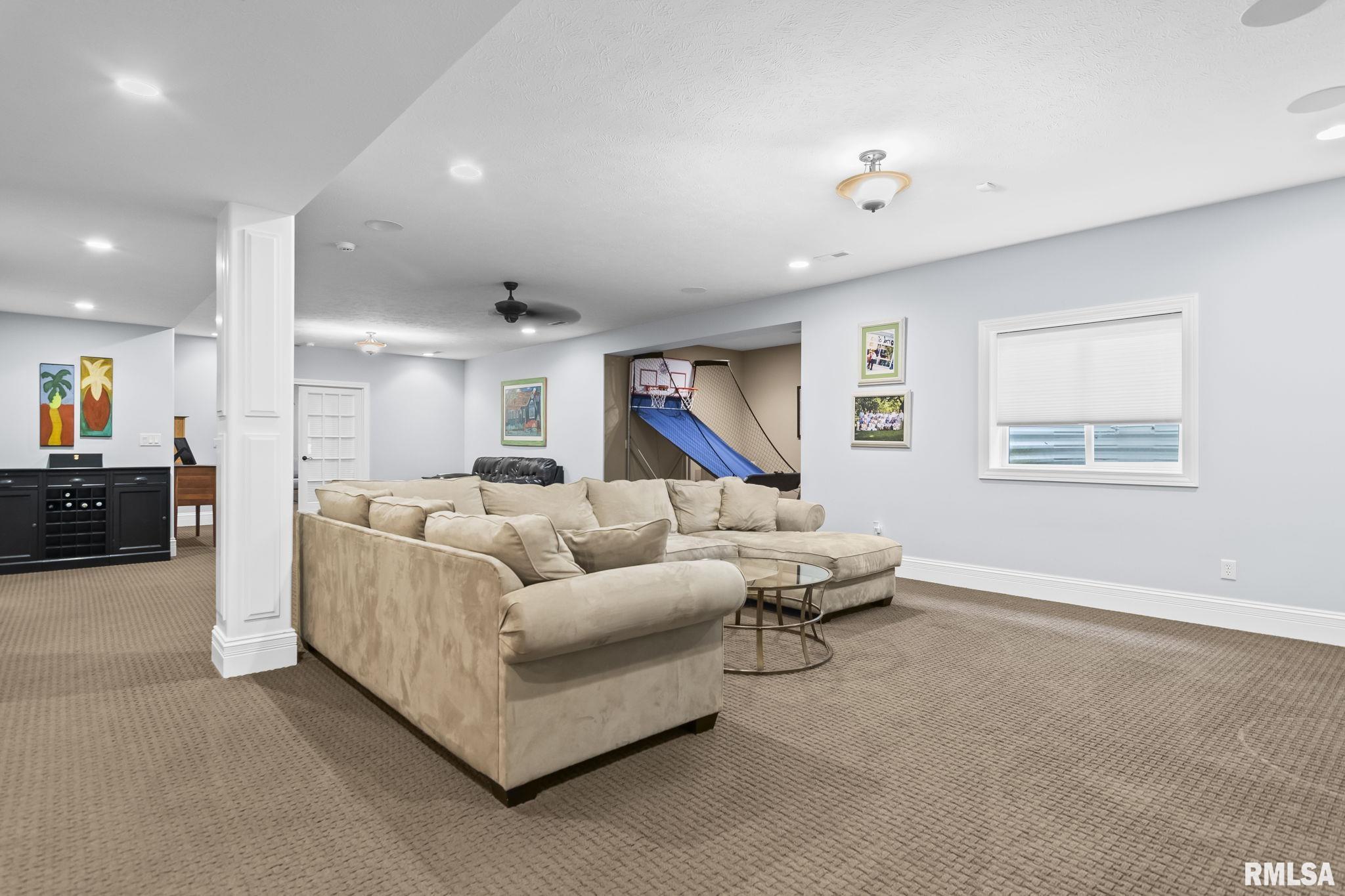 4509 Lynhurst Road Springfield, IL 62711 - Photo 36 of 58